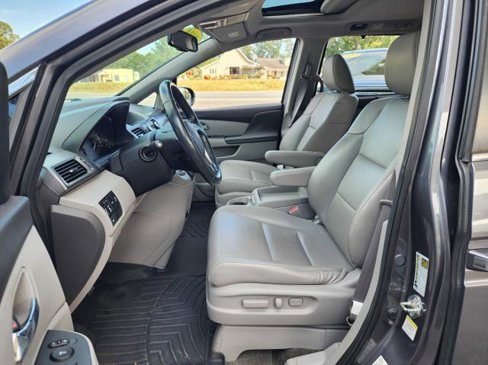 Used 2014 Honda Odyssey EX-L image 11