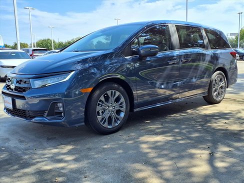 New 2026 Honda Odyssey Touring image 13