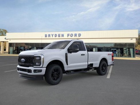 New 2025 Ford F350 XLT image 2