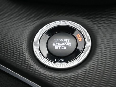New 2025 Jeep Grand Cherokee L Altitude image 19