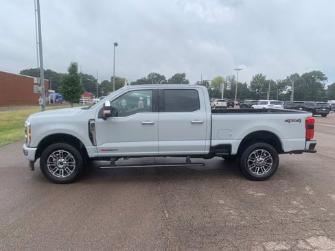 New 2026 Ford F250 Platinum w/ Platinum Plus Package image 4
