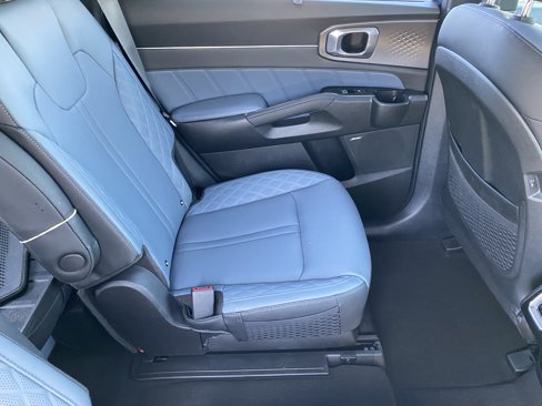 Used 2025 Kia Sorento SX Prestige image 13