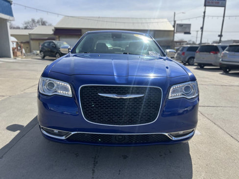 Used 2018 Chrysler 300 Limited w/ Safetytec Plus Group image 11