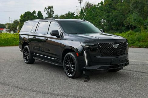 Used 2021 Cadillac Escalade ESV Premium Luxury image 17