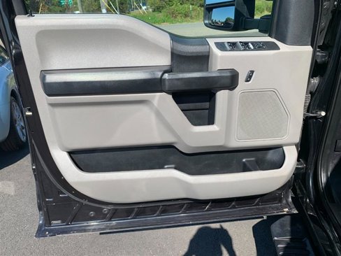 Used 2020 Ford F350 XL w/ STX Appearance Package image 31