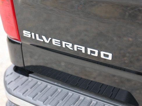 Certified 2025 Chevrolet Silverado 1500 LT image 11