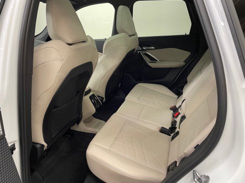 Used 2023 BMW X1 xDrive28i w/ Premium Package image 8