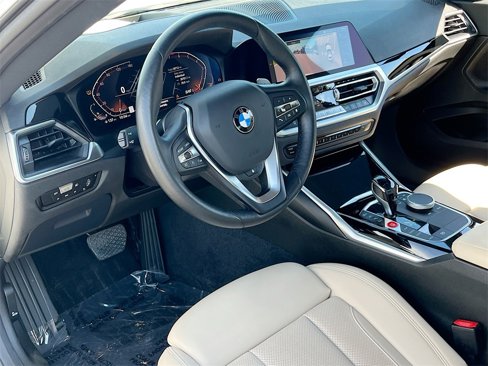 Used 2022 BMW 230i Coupe w/ Premium Package image 9