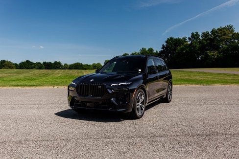 Used 2026 BMW X7 M60i image 10
