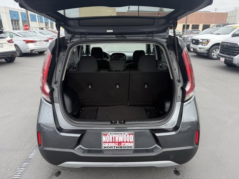 Used 2023 Kia Soul LX w/ Option Group 015 image 12
