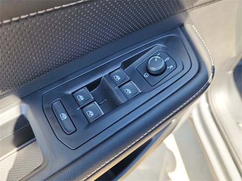New 2025 Volkswagen Atlas Cross Sport SEL Premium R-Line image 13