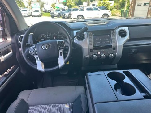 Used 2018 Toyota Tundra SR5 image 6