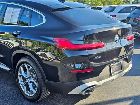 Used 2025 BMW X4 xDrive30i w/ Premium Package image 13