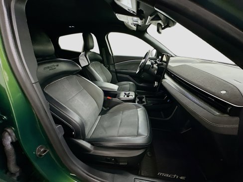 Used 2024 Ford Mustang Mach-E GT image 33