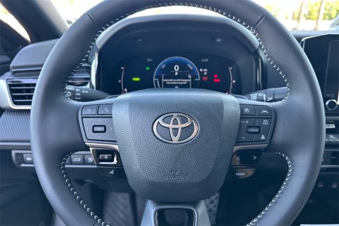 New 2026 Toyota Camry SE image 22