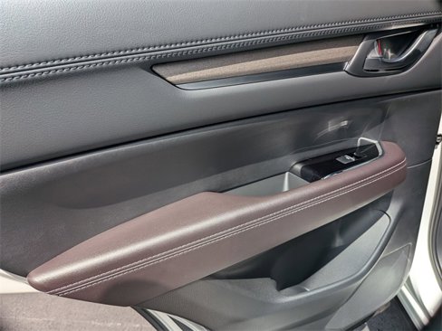 New 2025 MAZDA CX-5 Signature image 27