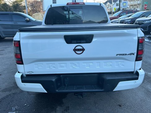 Used 2023 Nissan Frontier PRO-4X image 6