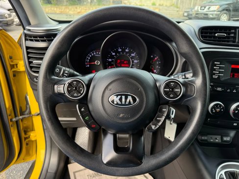 Used 2014 Kia Soul + image 26