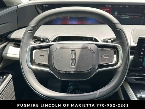 New 2025 Lincoln Nautilus Premier w/ Equipment Group 102A image 24
