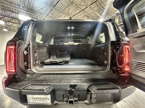 New 2026 GMC Hummer EV SUV image 19