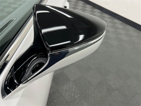 Certified 2025 Lexus ES 300h w/ Premium Package image 22