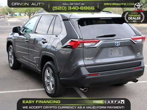 Used 2022 Toyota RAV4 XLE image 6