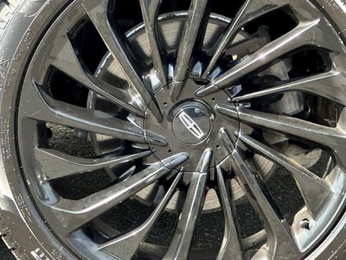Certified 2022 Lincoln Aviator Reserve w/ Equipment Group 201A image 8