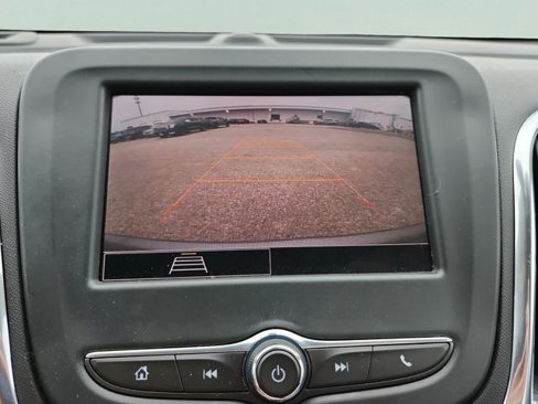 Certified 2024 Chevrolet Equinox LS w/ Driver Confidence II Package image 11