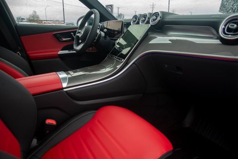 Certified 2025 Mercedes-Benz GLC 43 AMG 4MATIC image 33