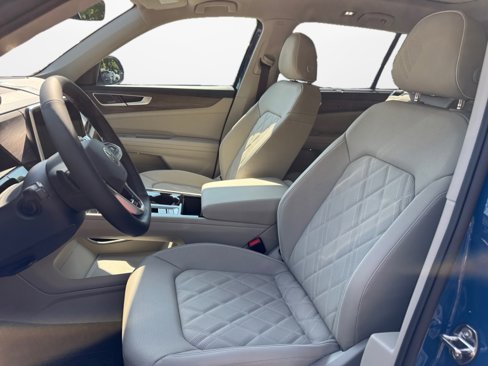 New 2025 Volkswagen Atlas SEL Premium R-Line image 9