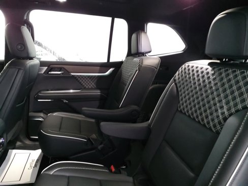 New 2024 GMC Acadia Denali w/ Super Cruise Package image 13