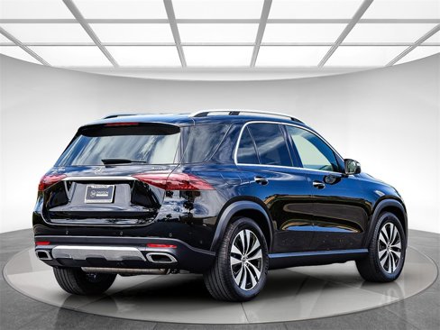 Used 2025 Mercedes-Benz GLE 350 4MATIC image 4