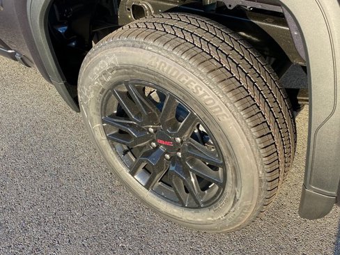 New 2026 GMC Sierra 1500 Elevation image 9
