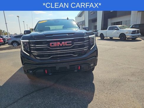 Used 2025 GMC Sierra 1500 AT4 image 5