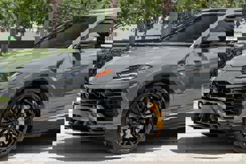 Used 2022 Lamborghini Urus image 2