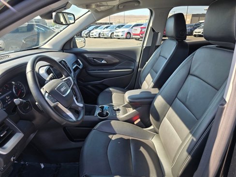 Used 2024 GMC Terrain SLT image 23