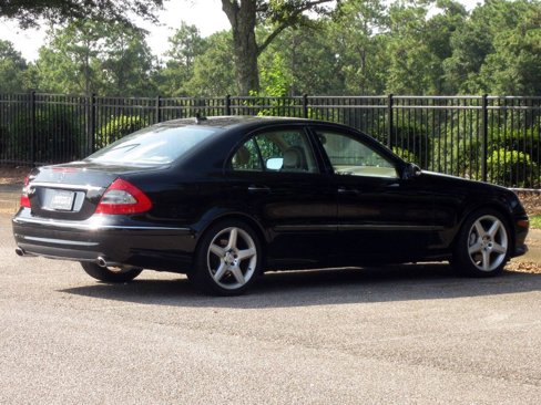 Used 2009 Mercedes-Benz E 350 Sedan image 5