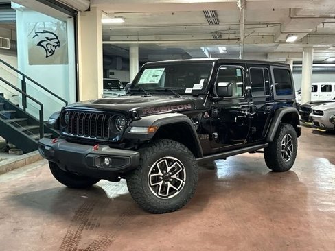 Used 2024 Jeep Wrangler Unlimited Rubicon w/ Convenience Group image 1