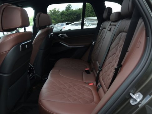 New 2026 BMW X5 xDrive50e image 26