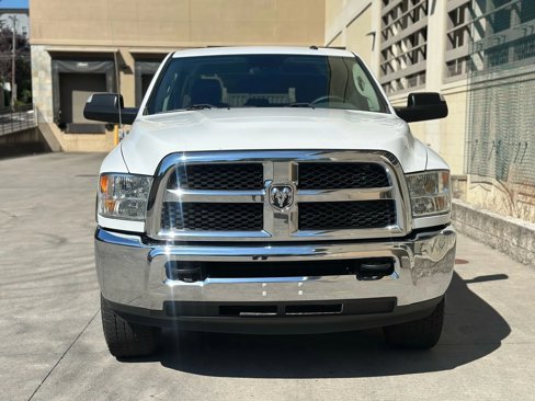 Used 2018 RAM 2500 Tradesman w/ Chrome Appearance Group image 31