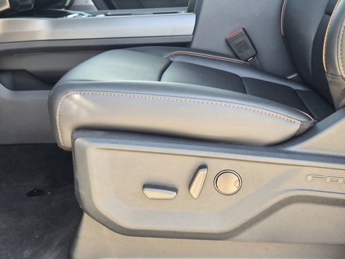 New 2026 Ford F350 Lariat w/ Lariat Premium Package image 25