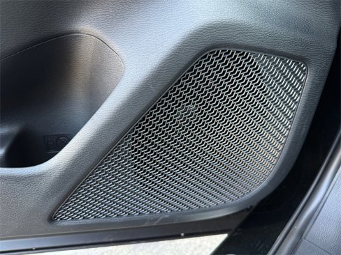 New 2025 Mitsubishi Outlander SEL image 13