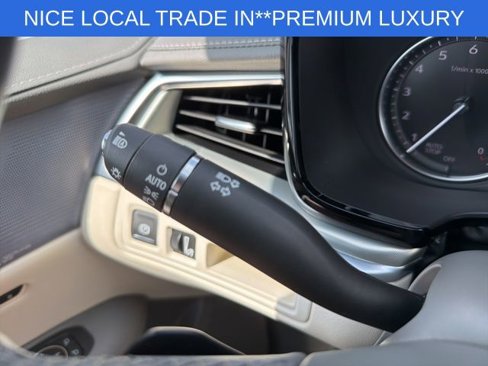 Used 2024 Cadillac XT5 Premium Luxury w/ LPO, Floor Liner Package image 33