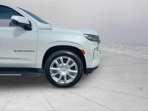 Certified 2022 Chevrolet Suburban High Country image 30