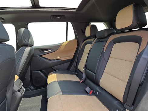 New 2026 Chevrolet Equinox ACTIV w/ Convenience Package III image 10