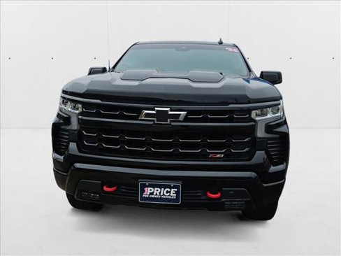 Used 2022 Chevrolet Silverado 1500 LT Trail Boss w/ LPO, Dark Essentials Package image 13