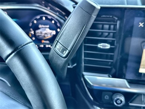 Used 2025 Chevrolet Silverado 1500 LT image 15