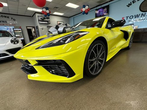 Used 2023 Chevrolet Corvette Stingray Convertible w/ Z51 Performance Package image 21