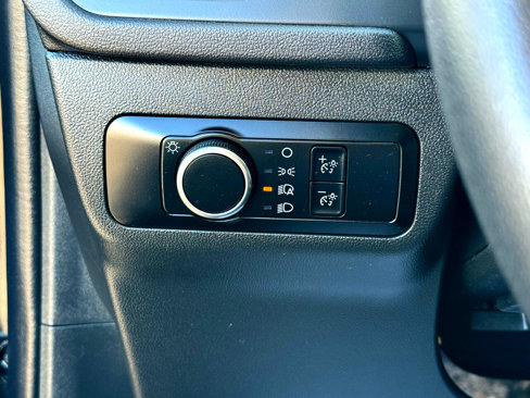 Used 2025 Ford Escape Active image 10