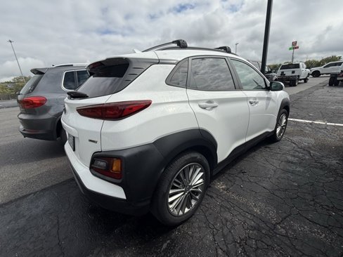 Used 2021 Hyundai Kona SEL Plus image 4